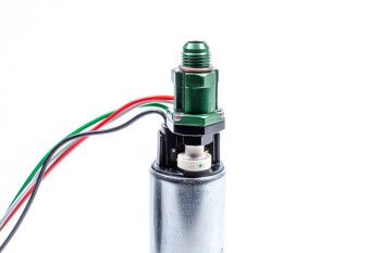 Fuel pump outlet adapter with check valve -06 AN / Dash 6 male