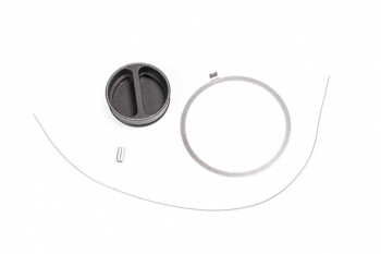 Dry break dust cap