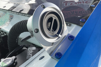 Dry break dust cap