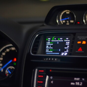CANchecked MFD32 GEN 2 - 3.2" OBD2 Display VW Scirocco MK3 Facelift - RHD