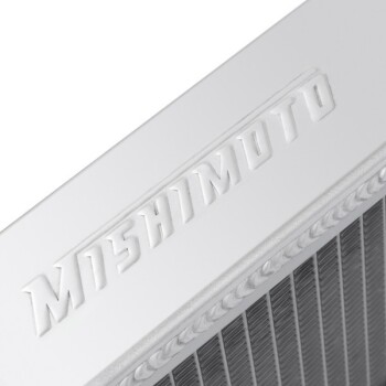 Universal Performance Radiator Mishimoto / 648 x 414 x 65mm | MMRAD-UNI-25