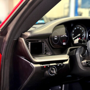 CANchecked MFD32 GEN 2 - 3.2" OBD2 Display Porsche 992.1/992.2 LHD