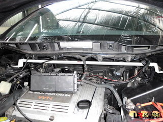 Front Upper Strut Bar Toyota Previa 00-06