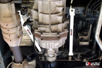 2x 2-Point Mid Lower Bars Toyota Hiace/H200 04+