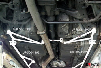 Rear 2x 3-Point Rear Braces Nissan Skyline GTR R33