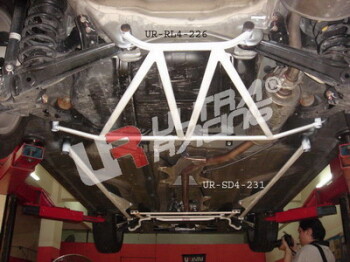 4-Point Rear H-Brace Honda Civic FD 06+ Hybrid / FB 12+